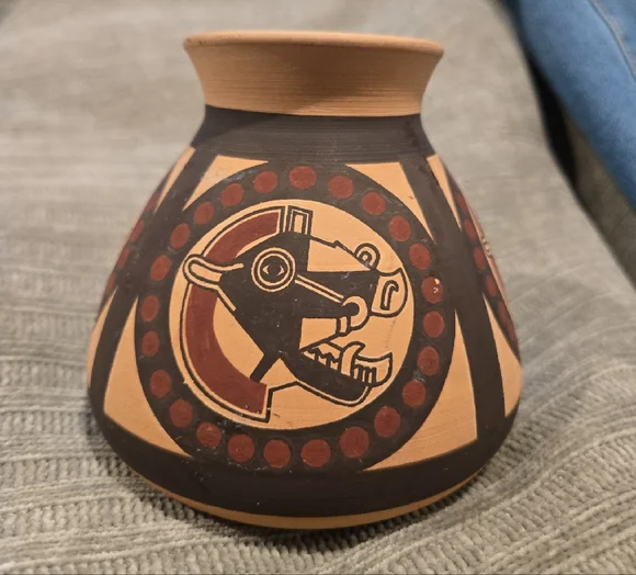Handcrafted Southwestern Style Ceramic Art Vase with Indigenous Design - Picture 4 of 6